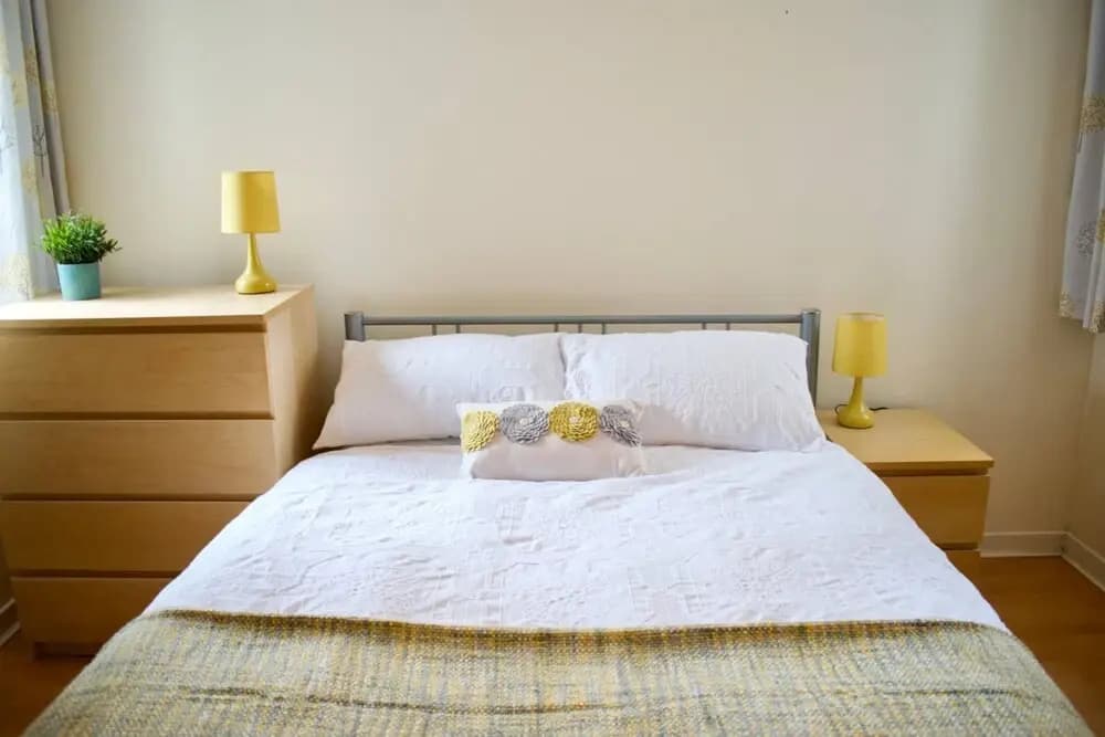 Spacious 3 Bed Apartment in Central Location - photo 5