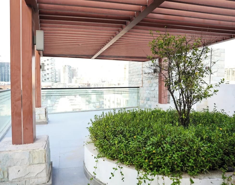 Bright Studio with Rooftop Pool & Gym - photo 14