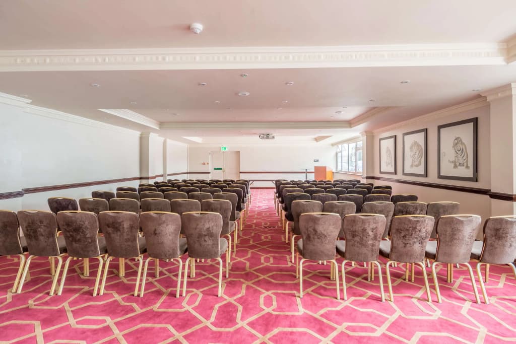 Radisson Blu Hotel, London Heathrow - photo 16