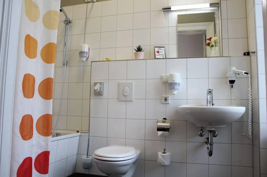Grand Hostel Berlin Classic - photo 11