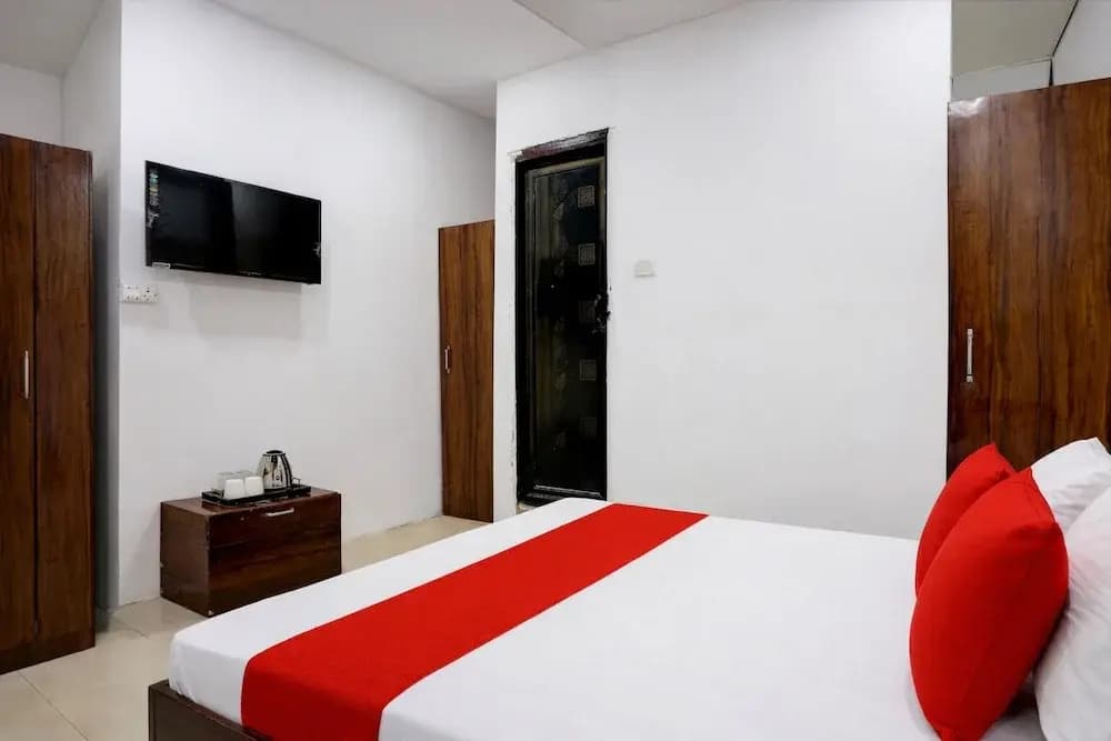 Mauryan Express Hotel Lajpat Nagar - photo 6