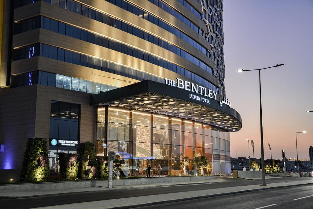 The Bentley Luxury Hotel and Suites - photo 1