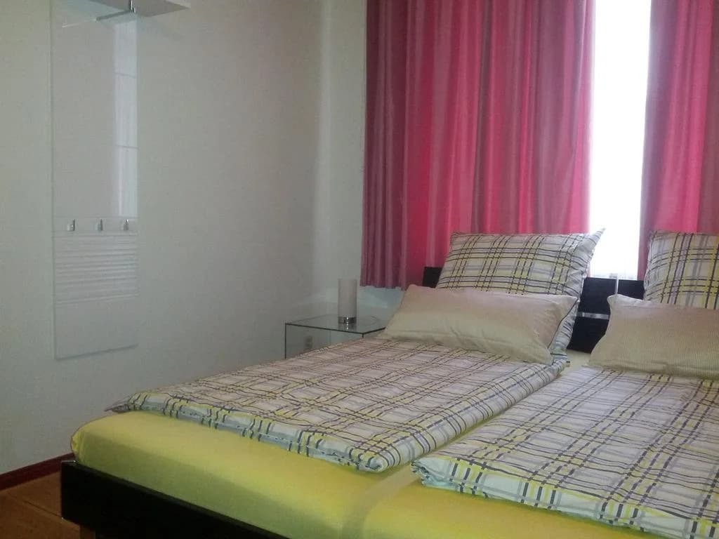 West Berlin Apartments - photo 3