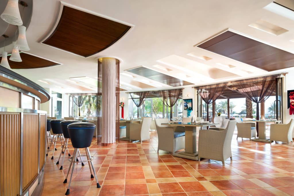 Le Meridien Al Aqah Beach Resort - photo 23