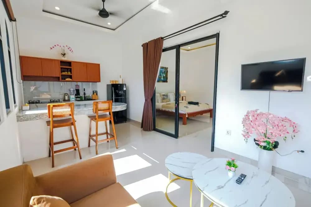 Crystal Flow Guest House & Apartment Canggu - photo 4