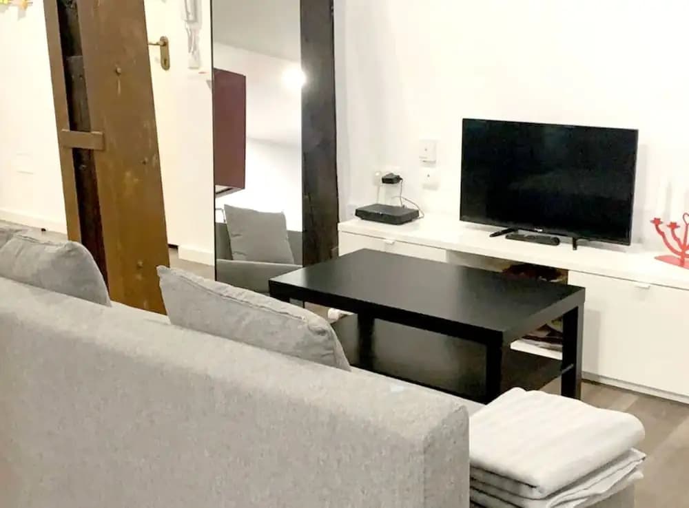 Studio in Madrid - photo 2