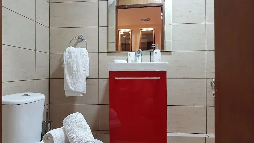 Erra - Cherry - Athens Center,100m²,4 BD,2 BATH - photo 8