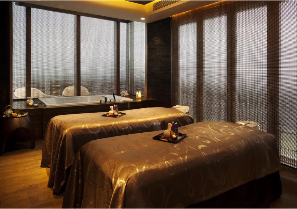 The Royal Garden Kowloon East - photo 26