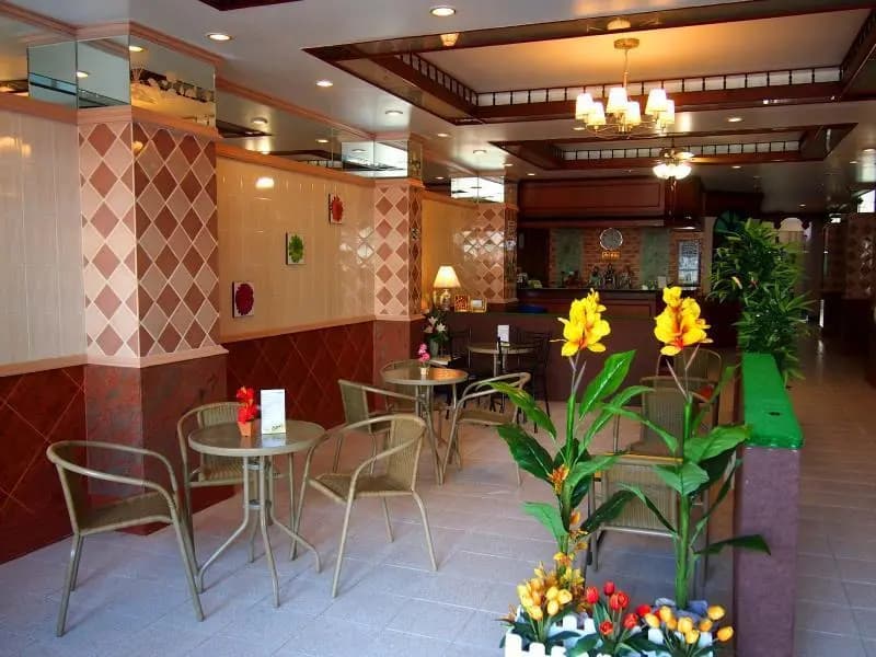 Pacific Inn - photo 6