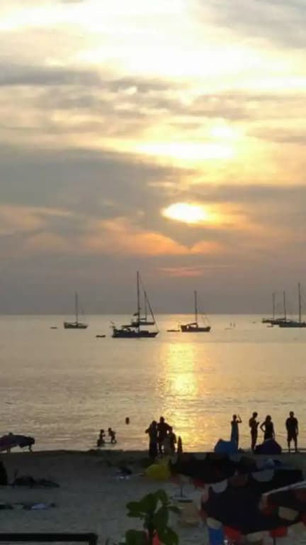 Baantonkhao Kata Beach - photo 21