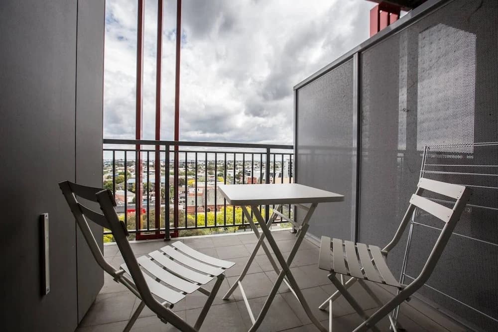 Elegant 2br@footscray Station - photo 6