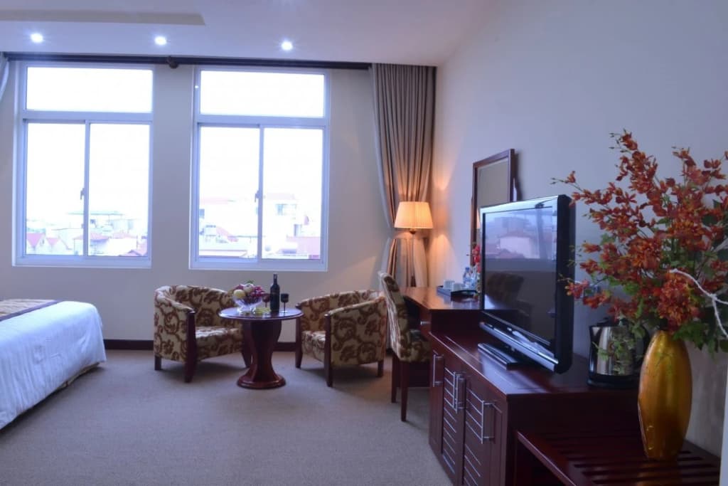 A25 Premium Hotel - 705 Lac Long Quan - photo 7