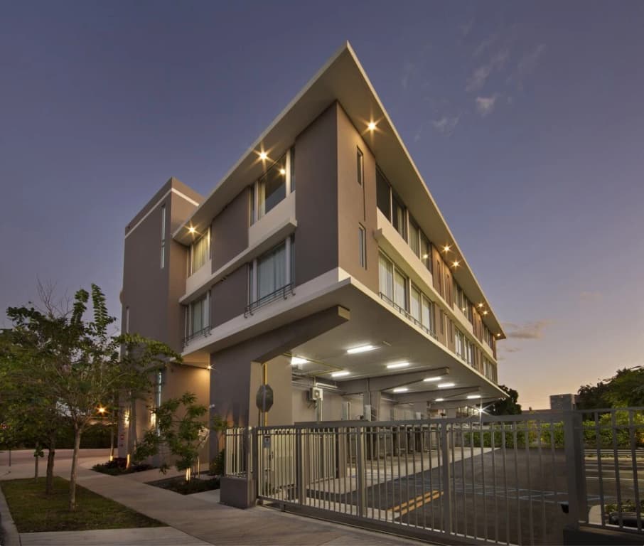 Design District Suites - photo 1