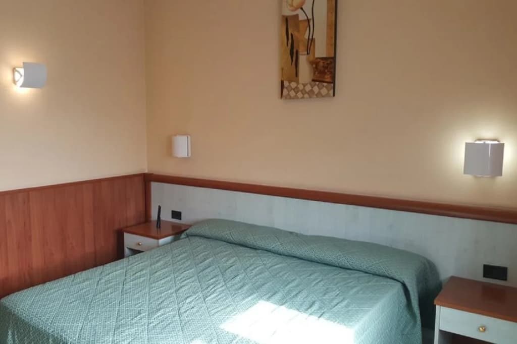Hotel Laurence - photo 5