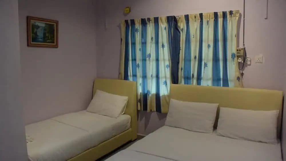 Idyllic Paradise Guest House - photo 2