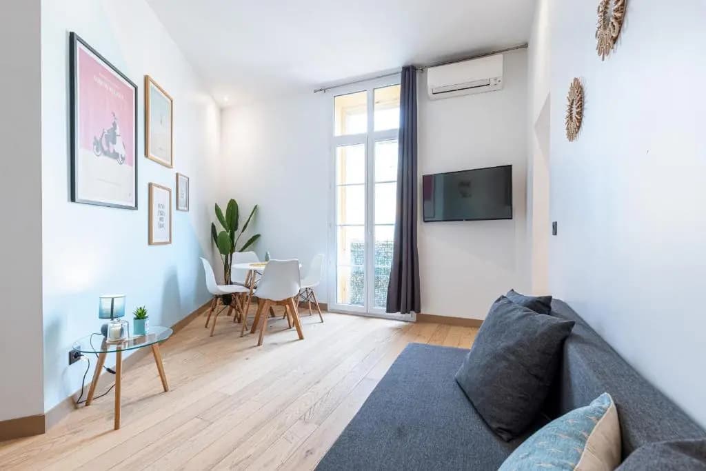 Garibaldi Square - Cosy 1bdr in the Old Town - photo 2