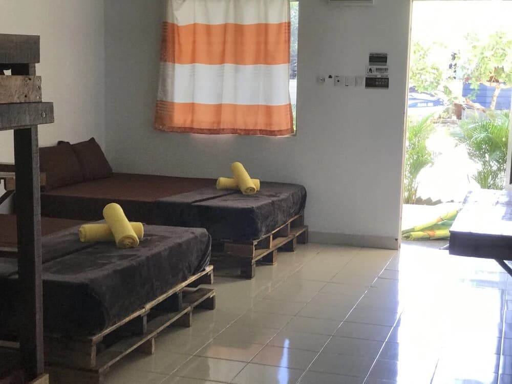 Ru-Jia Hotel - photo 2