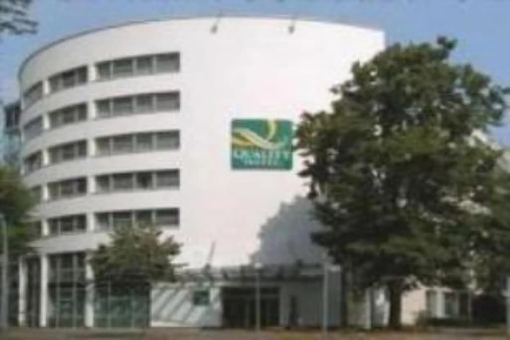 Victor’s Residenz-Hotel Berlin-Tegel - photo 1