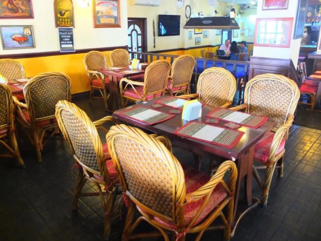 The Caddy Shack Inn - photo 10