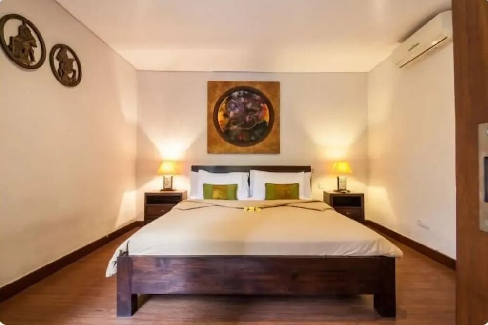 SMV - garden - 7-BR · 7BR Garden Villa Walk to Beach and Shops Legian - photo 4