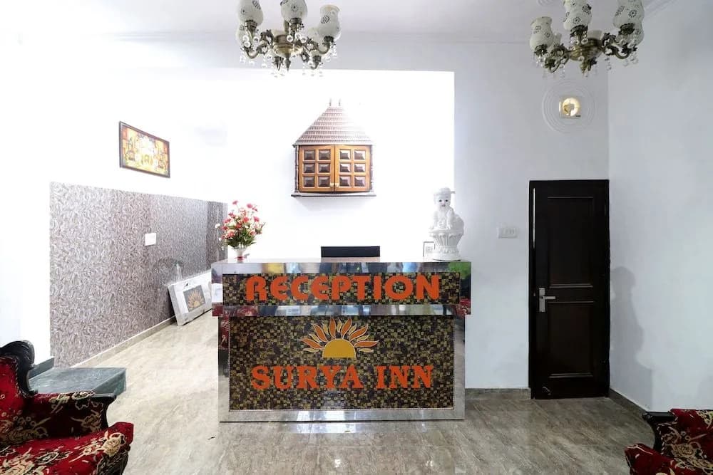 OYO 49750 Surya Inn - photo 2