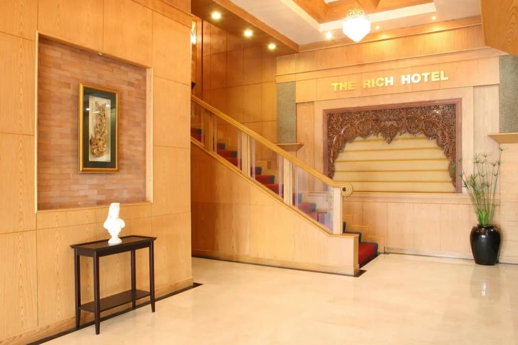 The Rich Hotel - photo 8