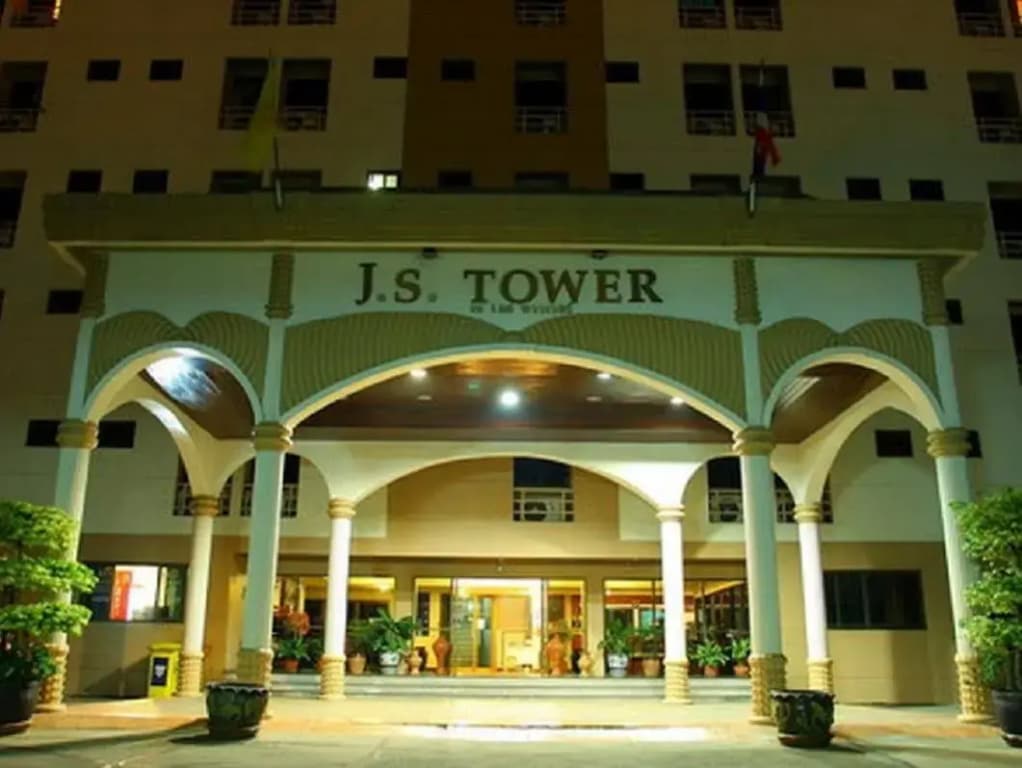 JS Tower Service Apartment - photo 8