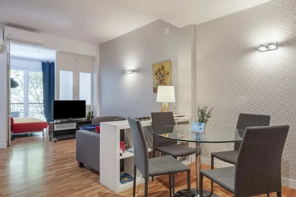 Lovely 1bed Apt W/balcony in Eixample - photo 6