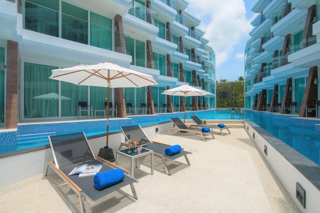 The Beachfront Hotel Phuket - photo 10