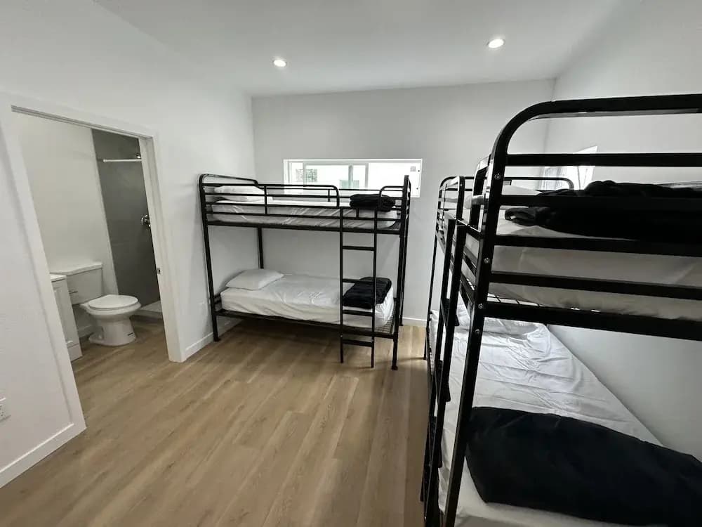 RoamHub Residences - photo 11
