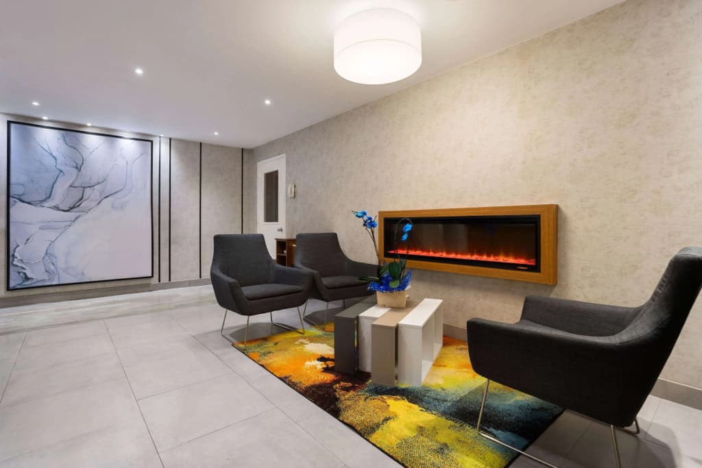 Ramada by Wyndham Bronx - photo 2