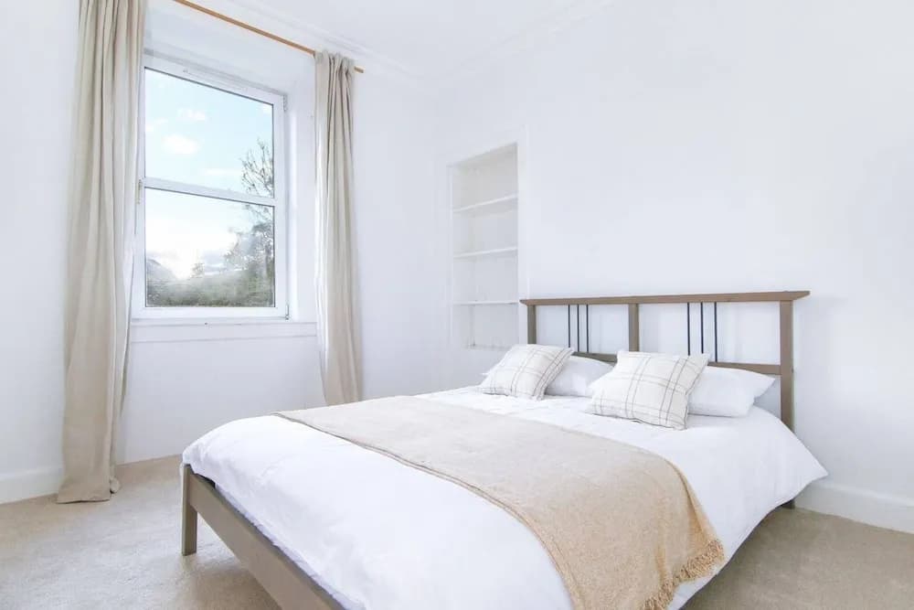 Spacious Flat With Fantastic Views - photo 6