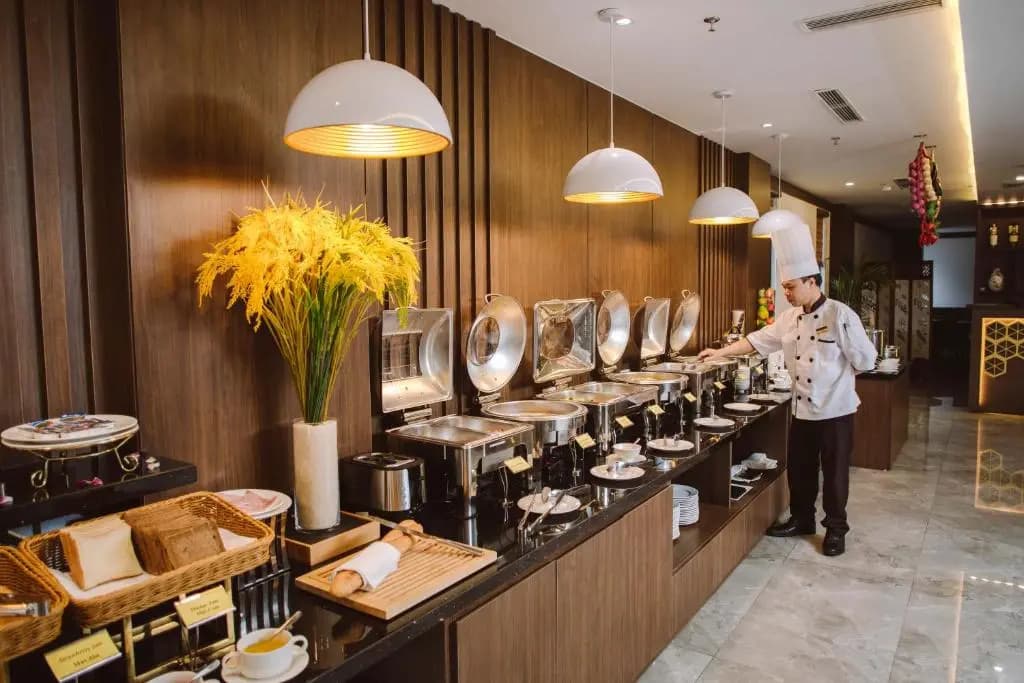 Reyna Hotel Hanoi - photo 28