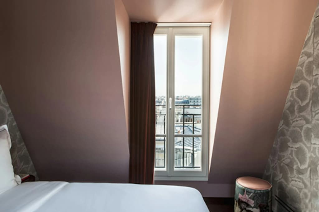 Hôtel du Rond-Point des Champs-Élysées - photo 31