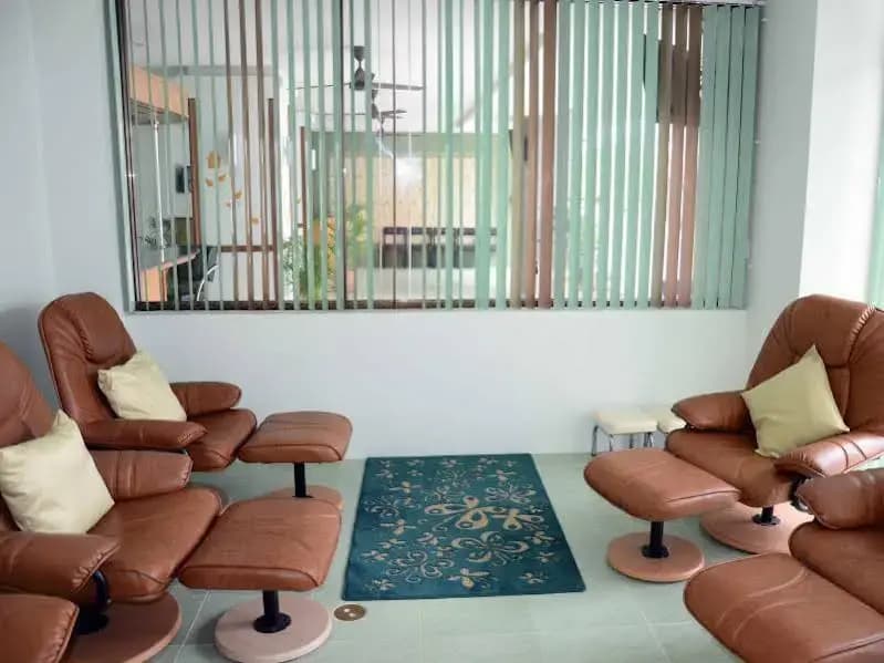 Emerald Hotel Chonburi - photo 5