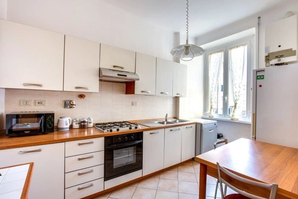 Large and Bright Flat in a Great Area - photo 11