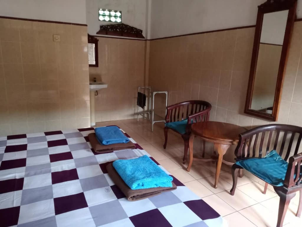 Cempaka 2 Homestay - photo 2