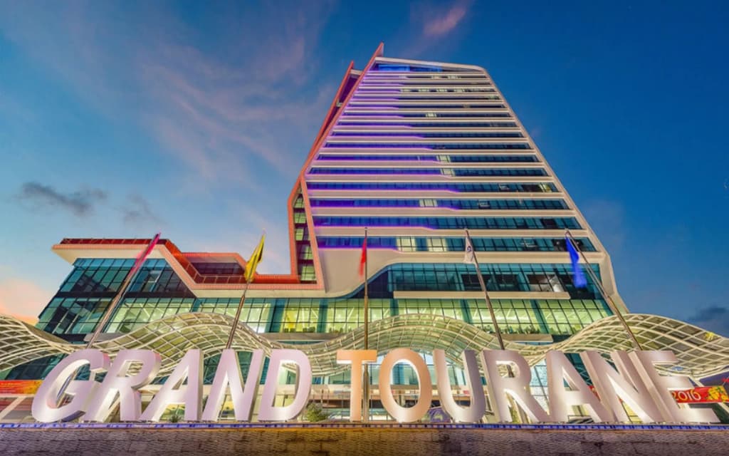 Grand Tourane Hotel - main photo