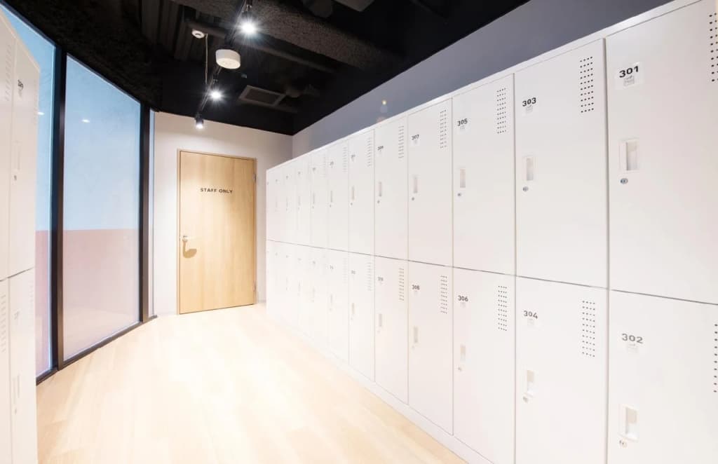 Capsule Hotel Transit Shinjuku - photo 3