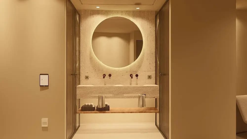 F ZEEN ATHENS – Adults Only - photo 9
