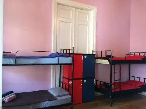 Squirrel Hostel Tbilisi - photo 17
