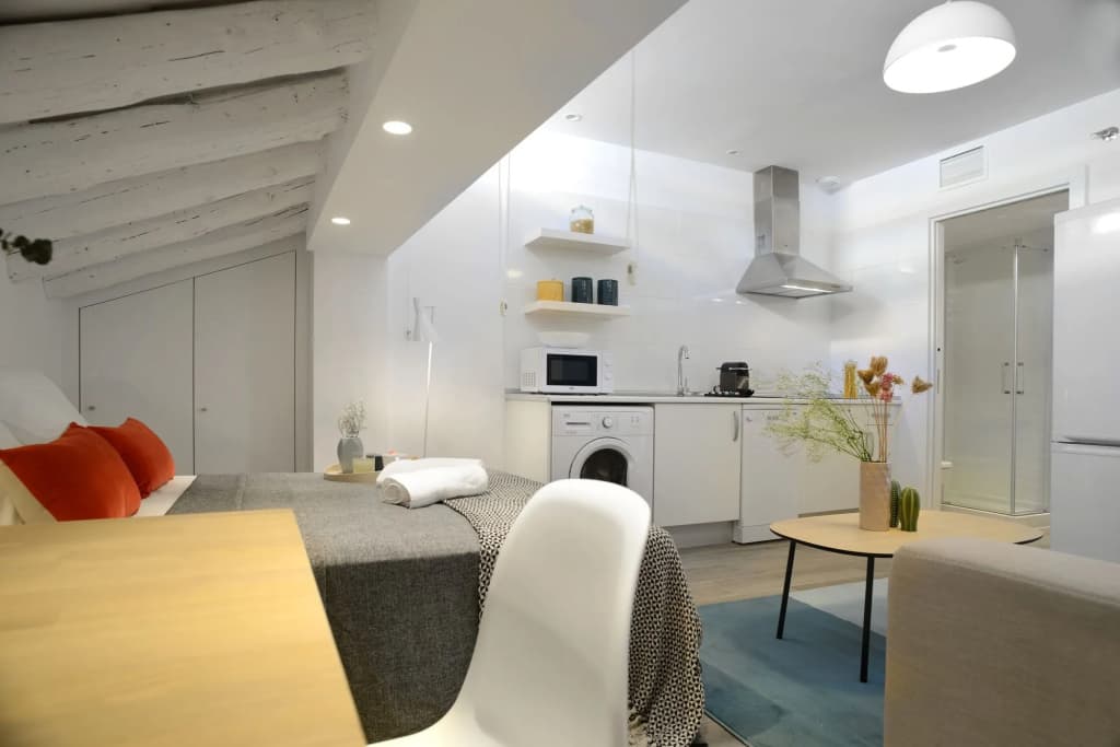 Aspasios Gran Via Apartments - photo 6