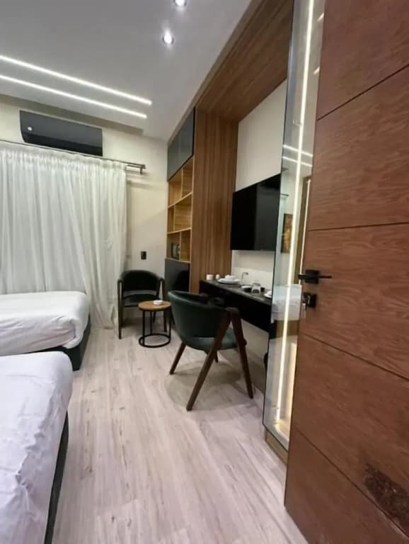 Elite Boutique Hotel - photo 2