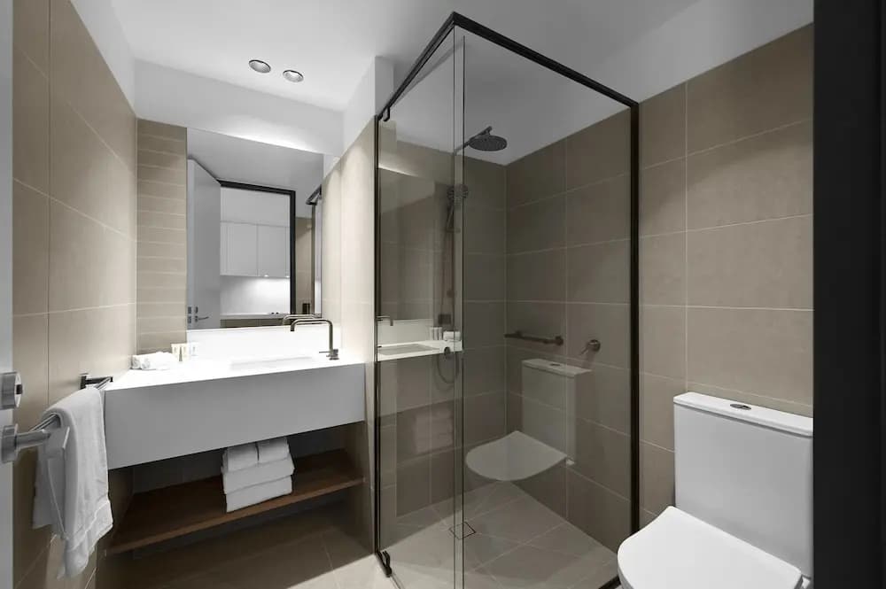 Nesuto Docklands Apartment Hotel - photo 9