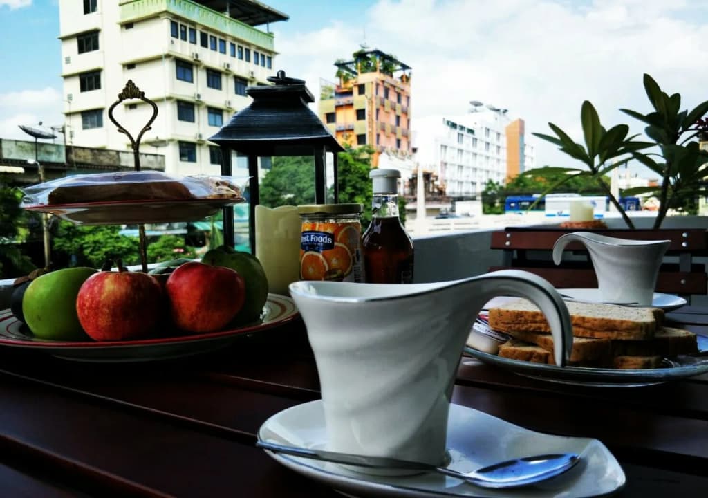 Na Banglampoo Hotel - photo 9