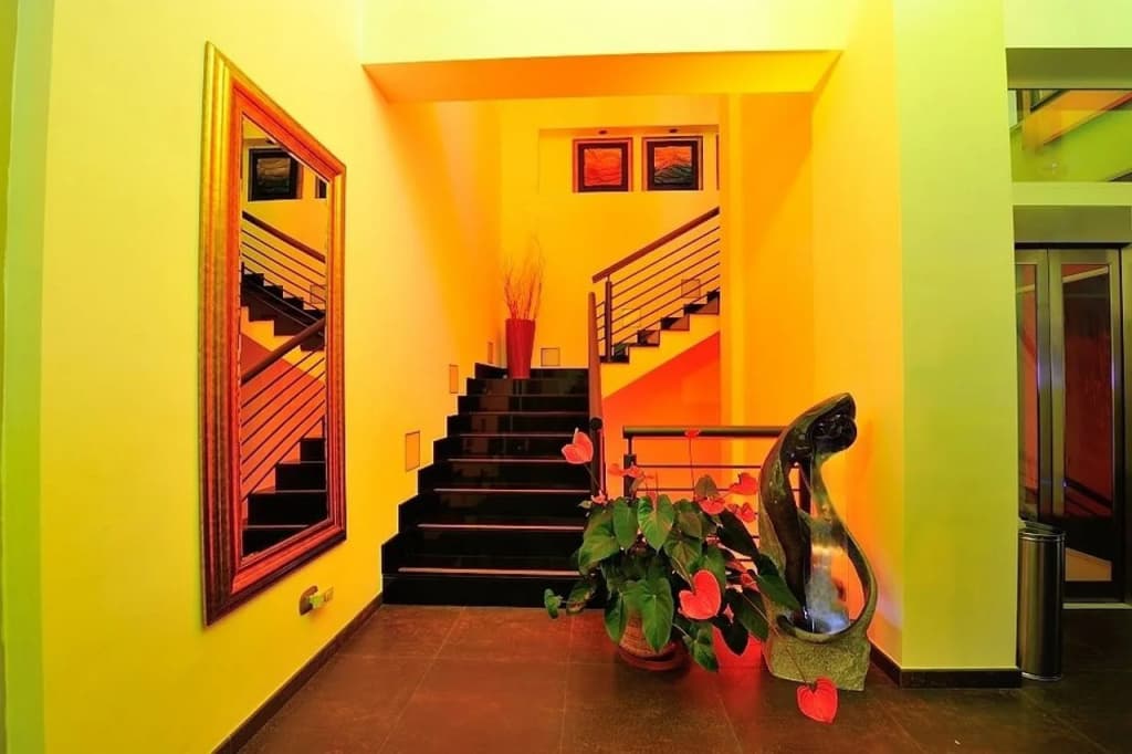 JC Hotel - photo 15