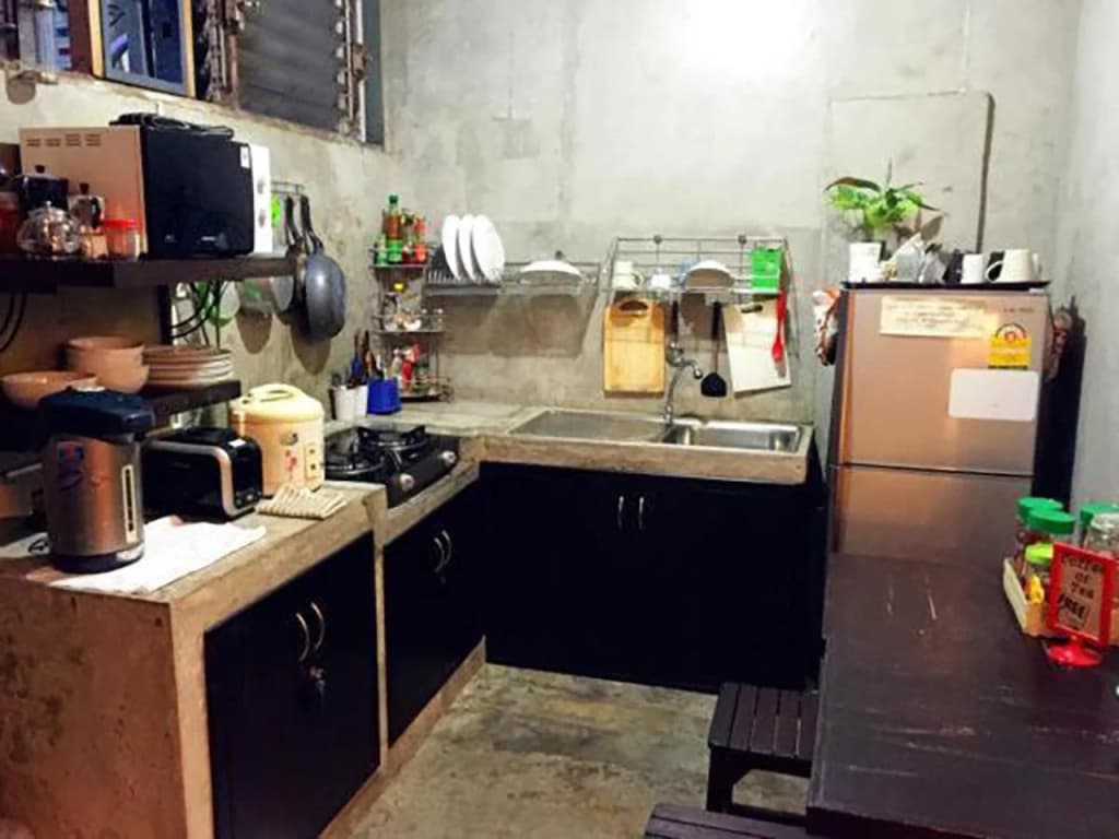 Ai Phuket Hostel - photo 9