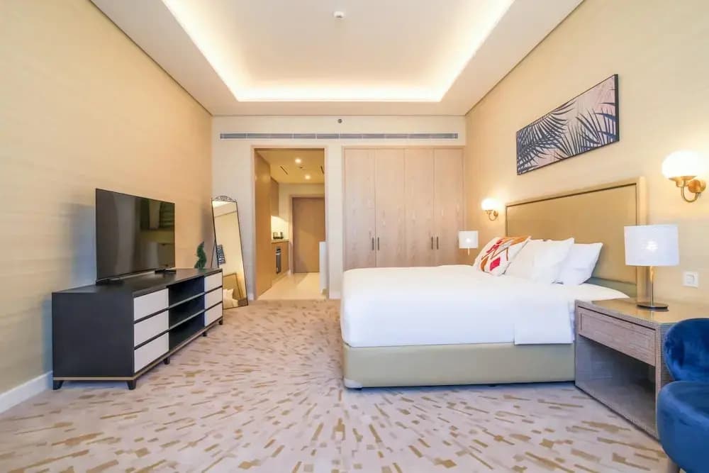 Spacious Studio With a View of The Atlantis - photo 4