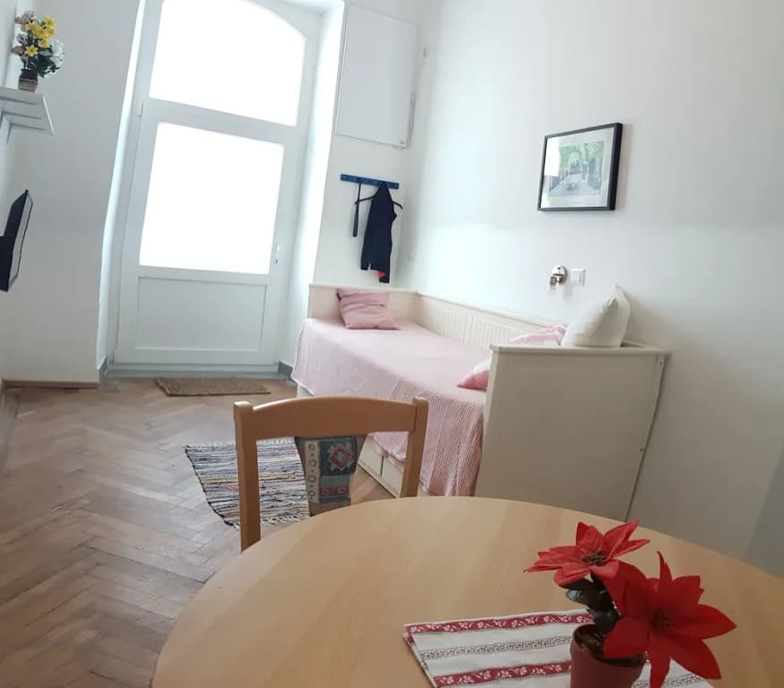 Sobieski Town Apartments - photo 18