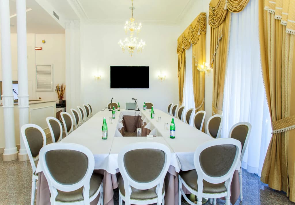 Fellini Hotel - photo 15